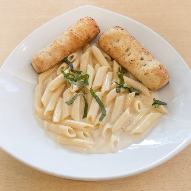 Pasta Alfredo.